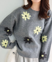 フラワー刺繍ふんわりニットトップス