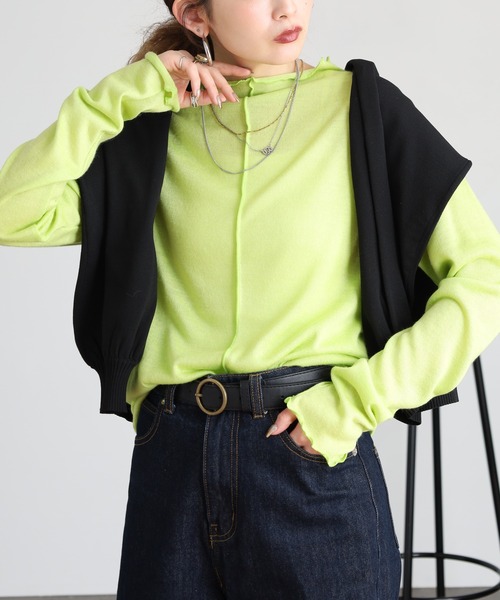 FUNALIVE(ファンアライブ)の「ボトルネックメロー長袖Tシャツ(Tシャツ/カットソー・レディース・オフホワイト/ブラック系その他/ボルドー/マスタード/ピンク系その他2/ピンク系その他/ロイヤルブルー/ピンク/ライム/グリーン/ベージュ/チャコール/オレンジ/ピンク系/ワイン・F)」の5枚目の写真