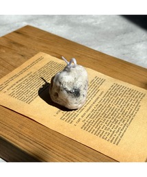 tone（トーン）の「【musk】ホワイトグレージュのストーンキャンドル(MA)（キャンドル）」