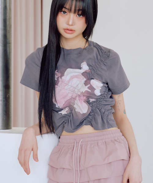 フレヤグラフィックシャーリングTシャツ[チャコール]（Tシャツ