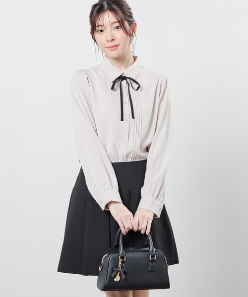 Honeys（ハニーズ）の「リボン付ブラウス（シャツ/ブラウス・レディース・ベージュ/ホワイト・L/M/SS/LL/S）」の11枚目の写真