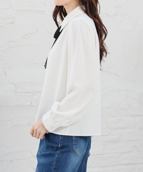 Honeys（ハニーズ）の「リボン付ブラウス（シャツ/ブラウス・レディース・ベージュ/ホワイト・L/M/SS/LL/S）」の19枚目の写真