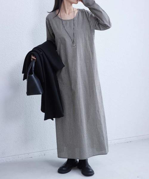 MAISON DE THERESE(メゾン ド テレーズ)の「ギンガムチェック長袖ロングワンピース(ワンピース・レディース・ブラック/ブラウン・FREE)」の1枚目の写真