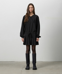 THREE TO EIGHTY（スリートゥエイティー）の「PLEATS RIBBON DRESS BLACK（ワンピース）」