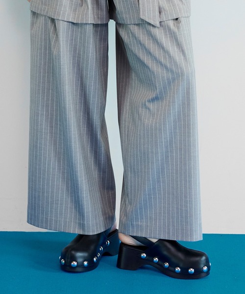 MAISON SPECIAL(メゾンスペシャル)の「Volume Studded Wood Clogs/ボリュームスタッズウッドサボ(その他シューズ・レディース・ライム/ピンク/ブラック・38/37/36)」の21枚目の写真