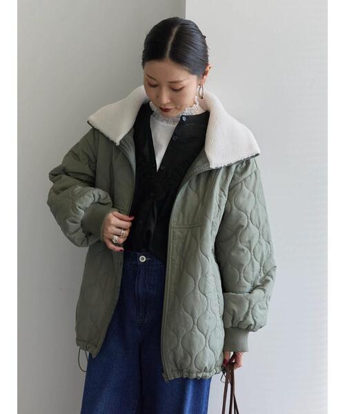 Samansa Mos2 blue（サマンサモスモスブルー）の「衿ボアキルトジャケット（ノーカラージャケット・レディース・ライトベージュ/カーキ/ブラック・F）」の3枚目の写真