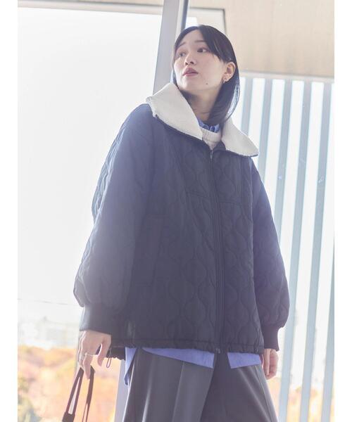 Samansa Mos2 blue（サマンサモスモスブルー）の「衿ボアキルトジャケット（ノーカラージャケット・レディース・ライトベージュ/カーキ/ブラック・F）」の2枚目の写真