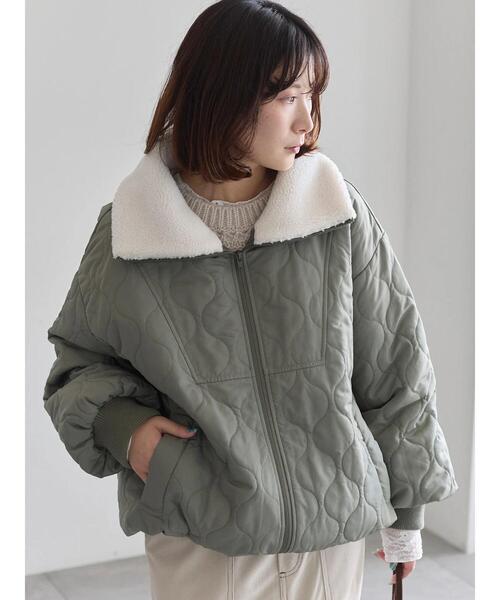 Samansa Mos2 blue（サマンサモスモスブルー）の「衿ボアキルトジャケット（ノーカラージャケット・レディース・ライトベージュ/カーキ/ブラック・F）」の15枚目の写真