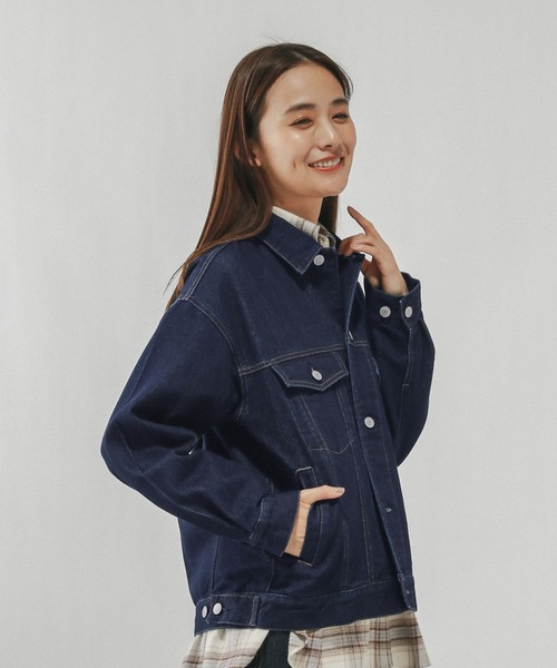 GLOBAL WORK(グローバルワーク)の「GOODデニムジャケット/601265(デニムジャケット・レディース・ライトブルー/ブルー/ネイビー・MEDIUM/LARGE)」の12枚目の写真