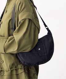 ATS（エーティーエス）の「デニムムーン型バッグ（トートバッグ）」