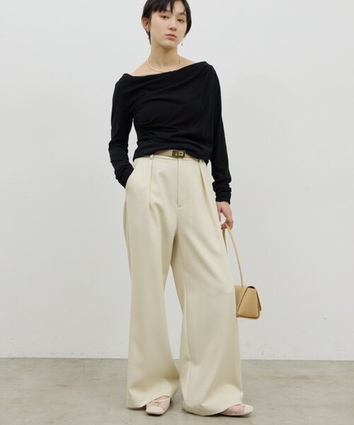 GALLARDAGALANTE（ガリャルダガランテ）の「【美シルエット】【手洗い可】タックワイドパンツ２（その他パンツ・レディース・オフホワイト/ブラック/グレー系その他・0/1）」の8枚目の写真