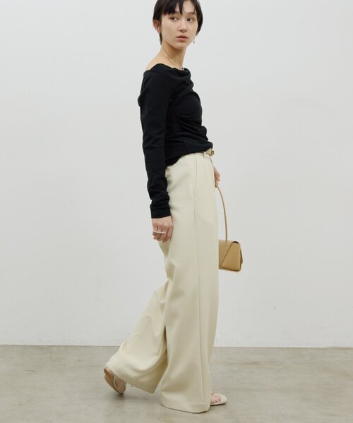 GALLARDAGALANTE（ガリャルダガランテ）の「【美シルエット】【手洗い可】タックワイドパンツ２（その他パンツ・レディース・オフホワイト/ブラック/グレー系その他・0/1）」の9枚目の写真