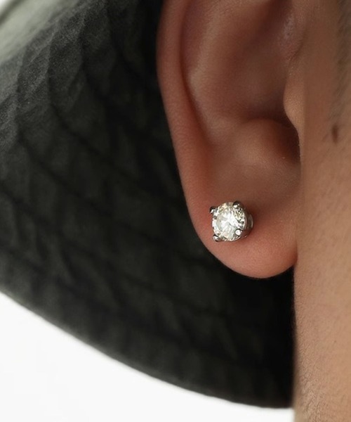 yu-ka(ユーカ)の「YU-KA:ジルコニアミニピアス CZ mini pierce(ピアス(両耳用)・レディース・シルバー・FREE)」の2枚目の写真