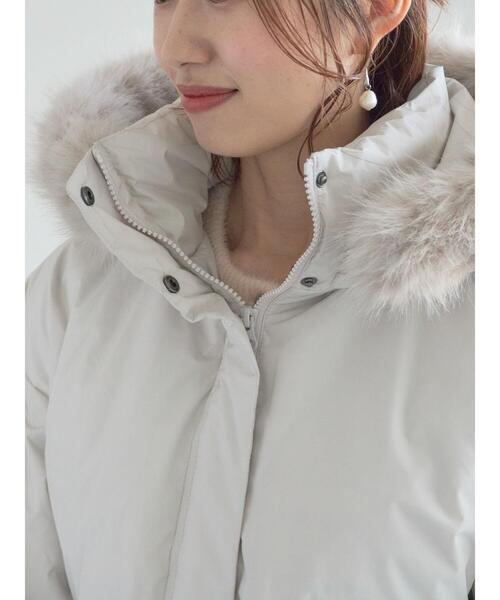 Te chichi（テチチ）の「【宮本茉由着用】フードショートダウンジャケット（ノーカラージャケット・レディース・シルバーグレー/カーキ/ブラック・F）」の20枚目の写真