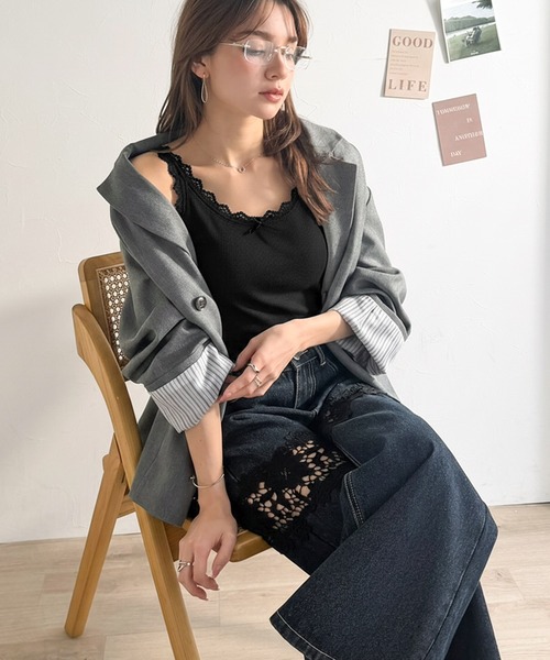 mily bilet(ミウィビレット)の「【mily bilet】これ1枚で、インナー悩みから解放!ガーリー派さん必見の バイカラーテレコ レースタンクトップ(カップ付)(タンクトップ・レディース・ベージュ/ブラック/アイボリー/チャコールグレー・LARGE/MEDIUM/SMALL/X-LARGE)」の17枚目の写真