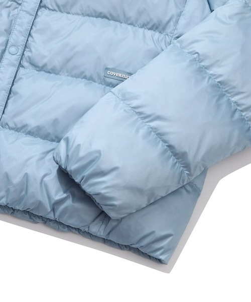 COVERNAT（カバーナット）の「RDS WOMEN'S COVERLITE COLLARLESS DOWN JUMPER（ダウンジャケット/コート・レディース・ライトブルー/アイボリー・MEDIUM/SMALL）」の16枚目の写真