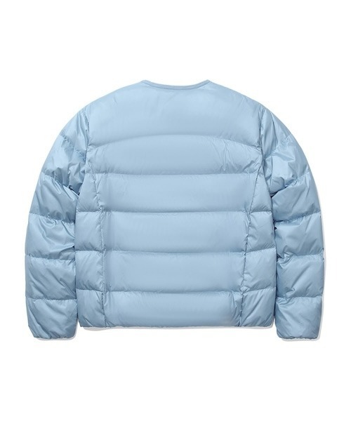 COVERNAT（カバーナット）の「RDS WOMEN'S COVERLITE COLLARLESS DOWN JUMPER（ダウンジャケット/コート・レディース・ライトブルー/アイボリー・MEDIUM/SMALL）」の14枚目の写真