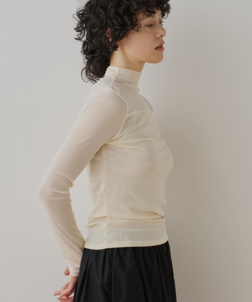 Libra Cue（リブラ キュー）の「シアータートルカットソー（Tシャツ/カットソー・レディース・ブラック/アイボリー・FREE）」の3枚目の写真