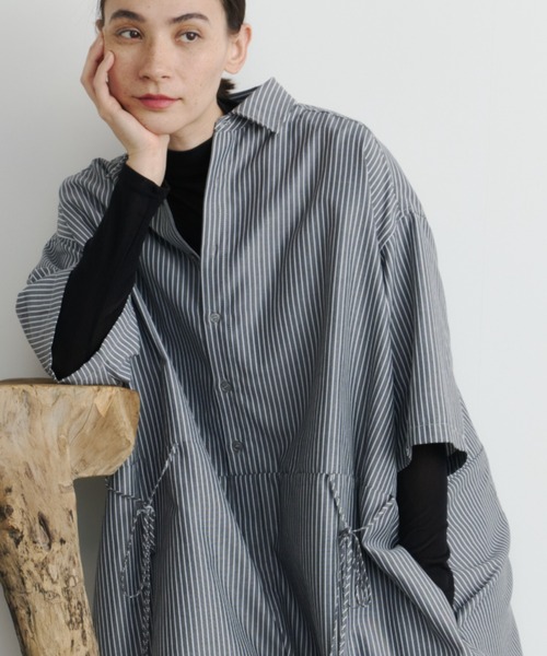 Libra Cue（リブラ キュー）の「シアータートルカットソー（Tシャツ/カットソー・レディース・ブラック/アイボリー・FREE）」の20枚目の写真