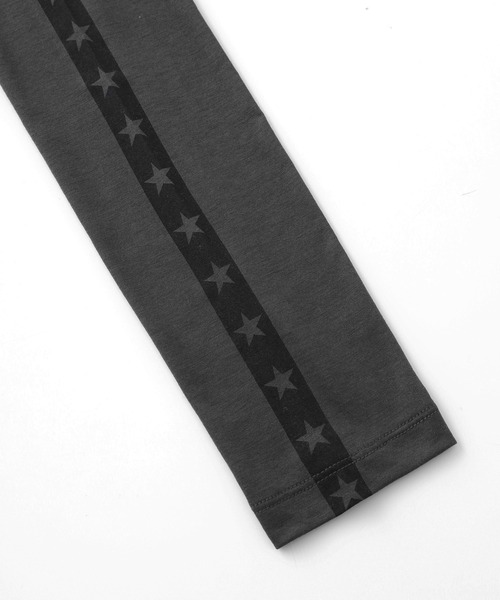 X-girl（エックスガール）の「STAR STRIPED SLEEVE SHEER L/S TOP（Tシャツ/カットソー・レディース・ブラック/ホワイト・ONE SIZE）」の9枚目の写真