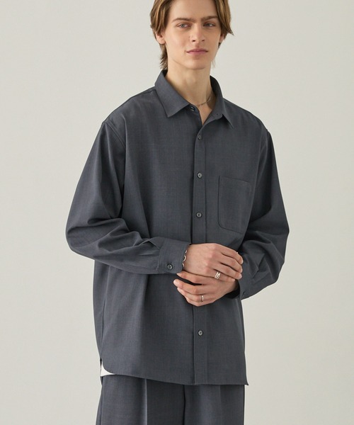 EASENCE（イーズエンス）の「【EASENCE】ハイツイステッドツイル ドライタッチ レギュラーカラー長袖シャツ<速乾/UVカット/イージーケア>（シャツ/ブラウス・メンズ・ホワイト/ネイビー/サックスブルー/モカ/チャコール・S/M/L/XL）」の3枚目の写真