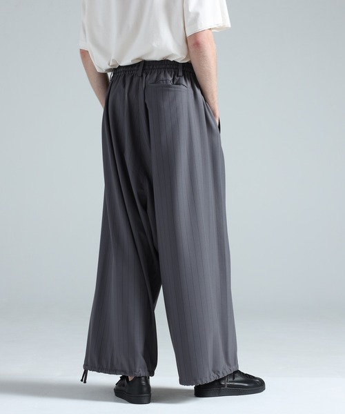 Y-3（ワイスリー）の「Y-3 REFINED WOOL CROPPED WIDE LEG PANTS（その他パンツ・メンズ・グレー・X-SMALL/SMALL/MEDIUM/LARGE/X-LARGE/XX-SMALL）」の5枚目の写真