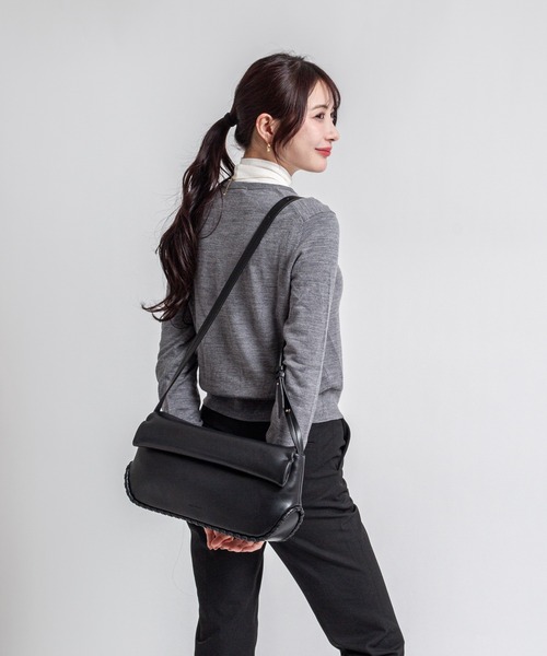 ADD CULUMN（アドカラム）の「【ADD CULUMN/アドカラム】ショルダーバッグ ROLLA OBLONG M STITCH（ショルダーバッグ・レディース・ライトイエロー/アイボリー/ブラック・FREE）」の6枚目の写真