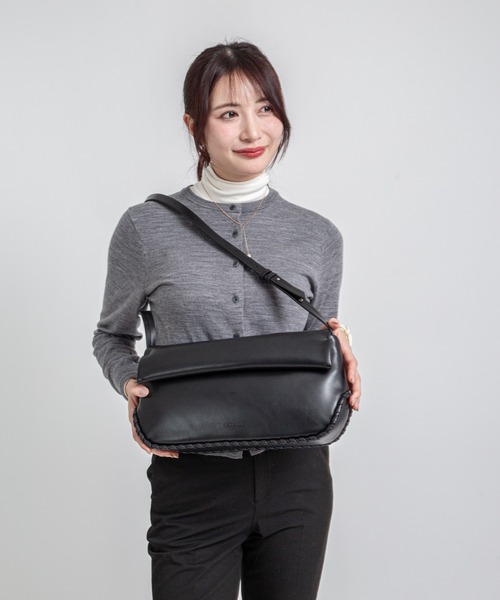 ADD CULUMN（アドカラム）の「【ADD CULUMN/アドカラム】ショルダーバッグ ROLLA OBLONG M STITCH（ショルダーバッグ・レディース・ライトイエロー/アイボリー/ブラック・FREE）」の7枚目の写真