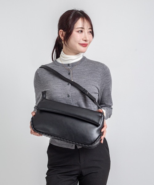 ADD CULUMN（アドカラム）の「【ADD CULUMN/アドカラム】ショルダーバッグ ROLLA OBLONG M STITCH（ショルダーバッグ・レディース・ライトイエロー/アイボリー/ブラック・FREE）」の8枚目の写真