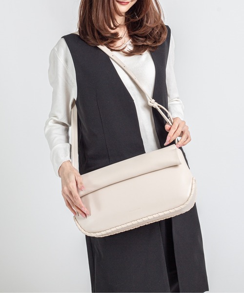 ADD CULUMN（アドカラム）の「【ADD CULUMN/アドカラム】ショルダーバッグ ROLLA OBLONG M STITCH（ショルダーバッグ・レディース・ライトイエロー/アイボリー/ブラック・FREE）」の20枚目の写真