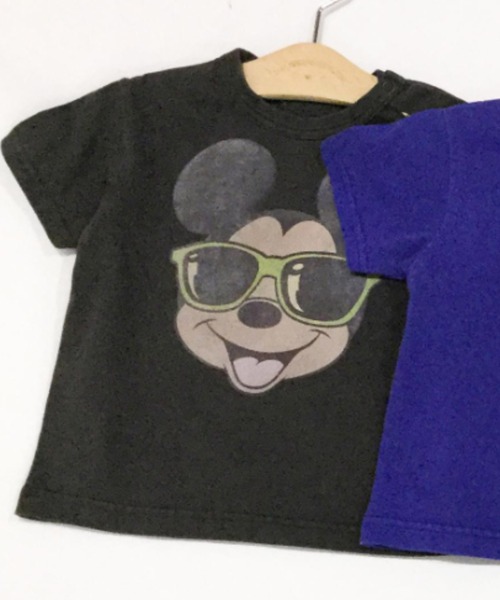 F.O.KIDS(エフオーキッズ)の「F.O.KIDS/エフオーキッズ ディズニーキャラクター5色 ミッキーマウス 5柄Tシャツ 2026年 夏 夏服(Tシャツ/カットソー・キッズ・パープル/レッド/チャコール/キナリ・140/150/160)」の2枚目の写真
