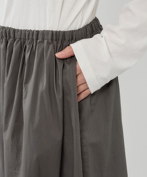 BARNYARDSTORM(バンヤードストーム)の「BARNYARDSTORM / ピンタックボリュームスカート【『ネルソンさん』YouTubeご紹介アイテム】(スカート・レディース・ホワイト/グレー・FREE)」の8枚目の写真