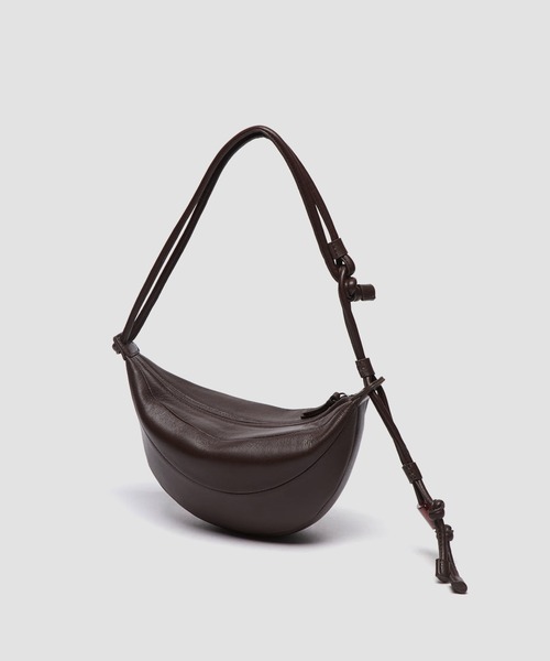 Archivepke（アーカイブエプク）の「Archivepke/アーカイブエプク Small fling bag ラムレザーフライングバッグ ショルダーバッグ 2026年春夏（ショルダーバッグ・レディース・ブラック/ダークブラウン・FREE）」の12枚目の写真