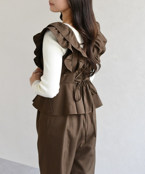 31 Sons de mode（トランテアン　ソン　ドゥ　モード）の「2026春夏新作 フリルコンビネゾン（つなぎ/オールインワン・レディース・ブラック/ブラウン/ベージュ・S/M）」の12枚目の写真