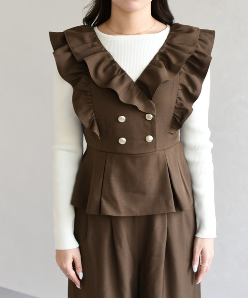 31 Sons de mode（トランテアン　ソン　ドゥ　モード）の「2026春夏新作 フリルコンビネゾン（つなぎ/オールインワン・レディース・ブラック/ブラウン/ベージュ・S/M）」の22枚目の写真