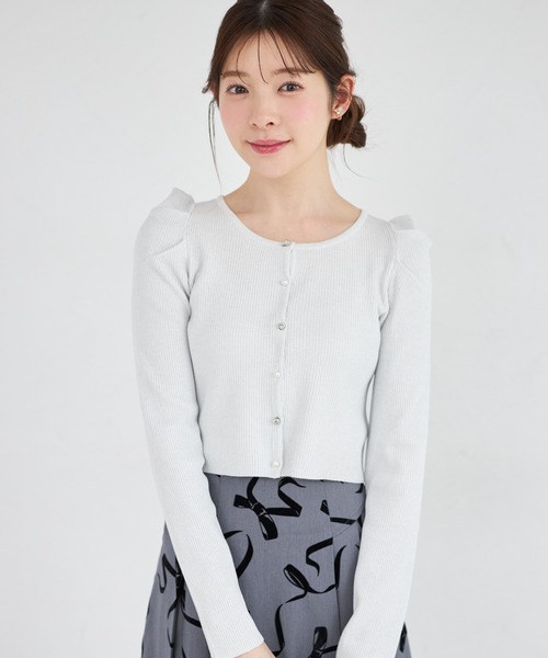 tocco closet(トッコ クローゼット)の「【ZOZO限定】パール×ビジュー釦パワーショルダーラメカーディガン(カーディガン/ボレロ・レディース・ベビーピンク/シルバー/シャンパン・M)」の9枚目の写真