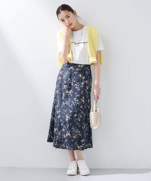 INDIVI(インディヴィ)の「【UVケア/選べるグラフィック】スムースジャージTシャツ(Tシャツ/カットソー・レディース・ホワイト系9/チャコール/ホワイト系その他/ホワイト/チャコールグレー/ホワイト系6/ライトグレー系/ライトグレー/ホワイト系1/ホワイト系その他6・38/34/15 /13/12/05/19)」の22枚目の写真