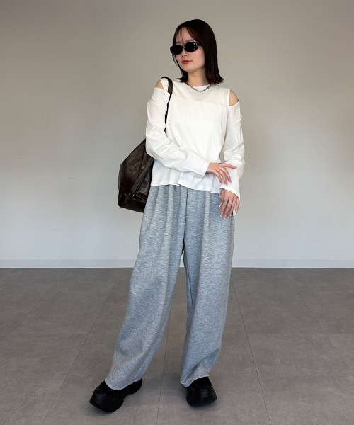 mellomela.（メロメラ）の「オープンショルダーロンT（Tシャツ/カットソー・レディース・ブラック/オフホワイト/杢グレー・M-L）」の13枚目の写真