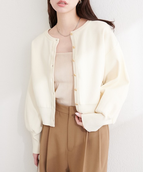 natural couture(ナチュラルクチュール)の「お家で洗えるちびハート釦カーディガン(カーディガン/ボレロ・レディース・ピンク/ブラック/サックスブルー/オフホワイト/ネイビー/ミント/イエロー・FREE)」の9枚目の写真
