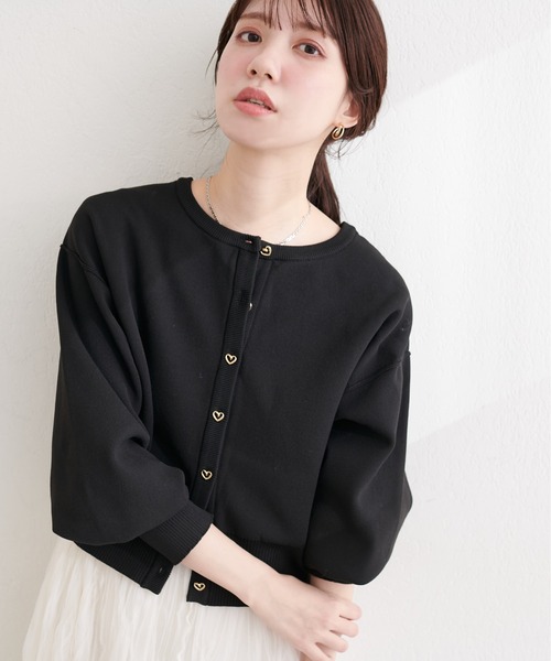natural couture(ナチュラルクチュール)の「お家で洗えるちびハート釦カーディガン(カーディガン/ボレロ・レディース・ピンク/ブラック/サックスブルー/オフホワイト/ネイビー/ミント/イエロー・FREE)」の16枚目の写真