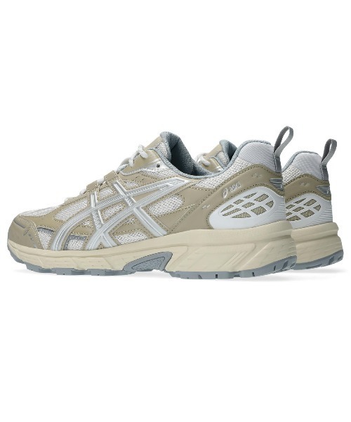 ASICS(アシックス)の「【ASICS】GEL-NUNOBIKI SNK(スニーカー・レディース・ベージュ系その他・25/24.5/24.0cm/23.5/28/27.5/27/26.5/26/25.5/26.0cm/25.0cm/27.0cm/28.0cm)」の3枚目の写真