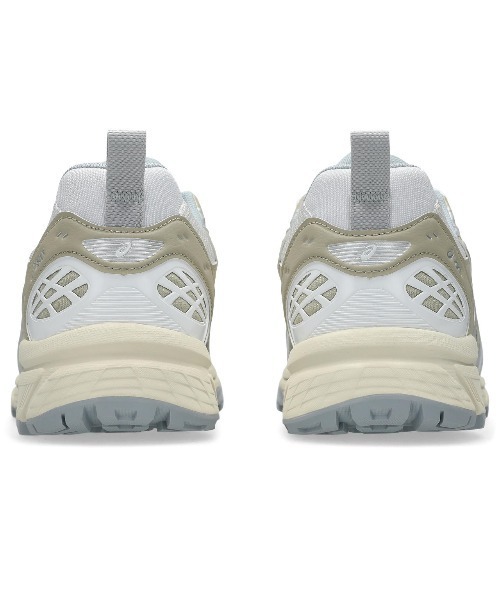 ASICS(アシックス)の「【ASICS】GEL-NUNOBIKI SNK(スニーカー・レディース・ベージュ系その他・25/24.5/24.0cm/23.5/28/27.5/27/26.5/26/25.5/26.0cm/25.0cm/27.0cm/28.0cm)」の4枚目の写真