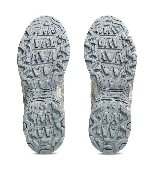 ASICS(アシックス)の「【ASICS】GEL-NUNOBIKI SNK(スニーカー・レディース・ベージュ系その他・25/24.5/24.0cm/23.5/28/27.5/27/26.5/26/25.5/26.0cm/25.0cm/27.0cm/28.0cm)」の8枚目の写真