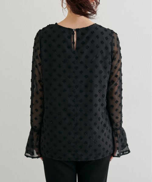 LARUTA（ラルータ）の「【LARUTA】[Yurie企画］フラワードット柄ジャガードシアーブラウス（シャツ/ブラウス・レディース・ブラック/アイボリー・FREE）」の18枚目の写真