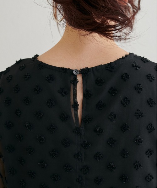 LARUTA（ラルータ）の「【LARUTA】[Yurie企画］フラワードット柄ジャガードシアーブラウス（シャツ/ブラウス・レディース・ブラック/アイボリー・FREE）」の20枚目の写真