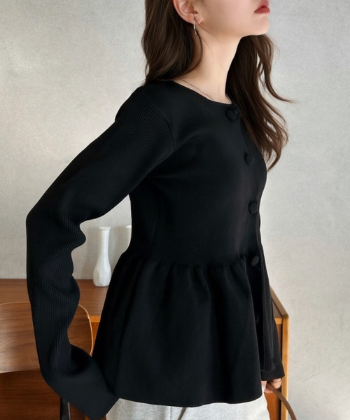 Eclat one(エクラワン)の「【Eclat one】 ペプラム カーディガン(カーディガン/ボレロ・レディース・チャコール/アイボリー/ブラック・FREE)」の5枚目の写真