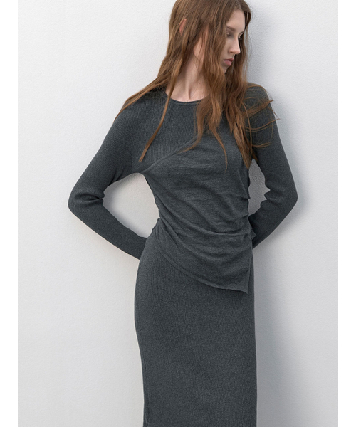 ATELIER NAIN（アトリエナイン）の「SHIRRING HALTER BUSTIER KNIT DRESS (OP-6319)（ワンピース・レディース・チャコール・FREE）」の3枚目の写真