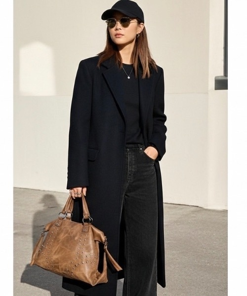 ONE DAY KMC (ワンデイケーエムシー)の「HERB/Studded 2Way Boston Bag/2ウェイボストンバッグ(ボストンバッグ・レディース・ベージュ/ブラウン/ブラック・FREE)」の1枚目の写真