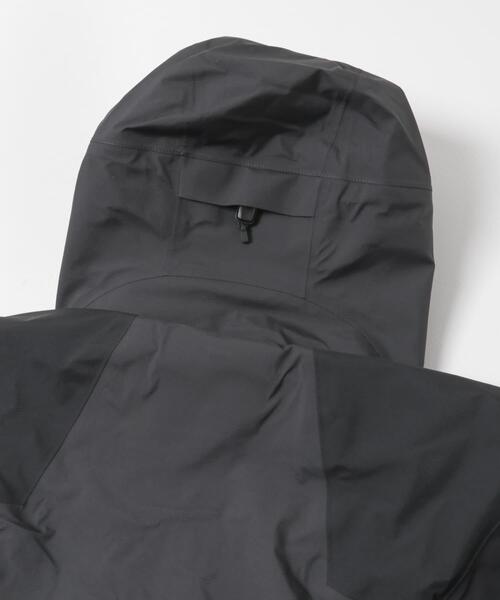 URBAN RESEARCH（アーバンリサーチ）の「GOLDWIN　GORE-TEX 3L JACKET（マウンテンパーカー・メンズ・チャコールグレー・3/2/4）」の8枚目の写真