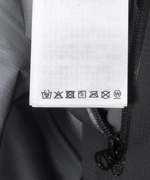 URBAN RESEARCH（アーバンリサーチ）の「GOLDWIN　GORE-TEX 3L JACKET（マウンテンパーカー・メンズ・チャコールグレー・3/2/4）」の11枚目の写真